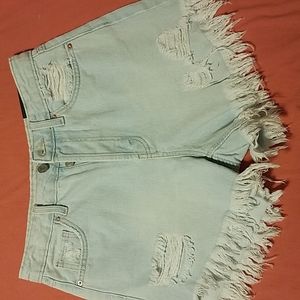 Women's wild fable distressed shorts size 6/28